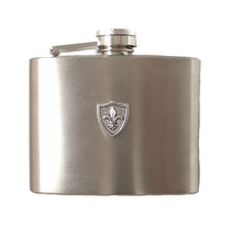 Load image into Gallery viewer, 4 OZ STAINLESS STEEL FLEUR DI LIS FLASK
